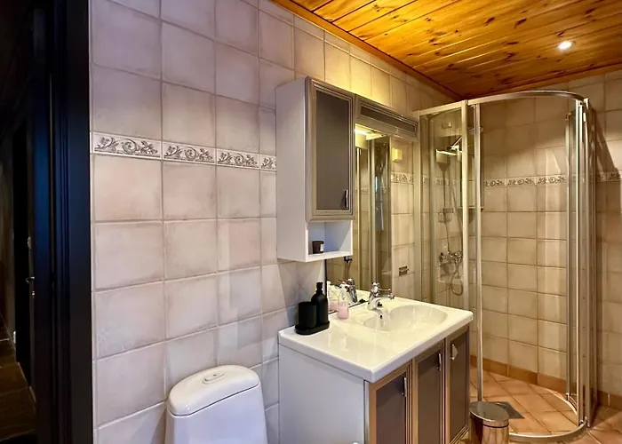 Large At With Sauna, Fireplace, View And Cross-country Skiing